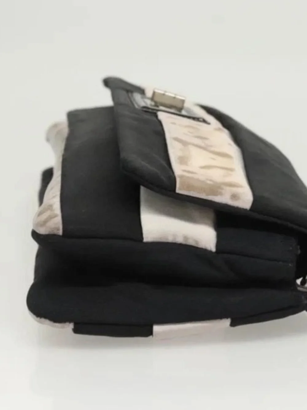 CHANEL Chain Shoulder Bag Nylon Black Silver CC Auth 125969